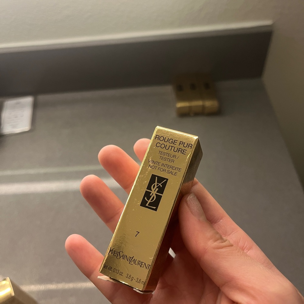 Yves Saint Laurent Rouge Pur Couture Lipstick